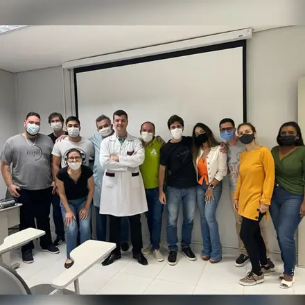Turma da especialização em Endodontia da EndoBrasília (Turma 22), 2021