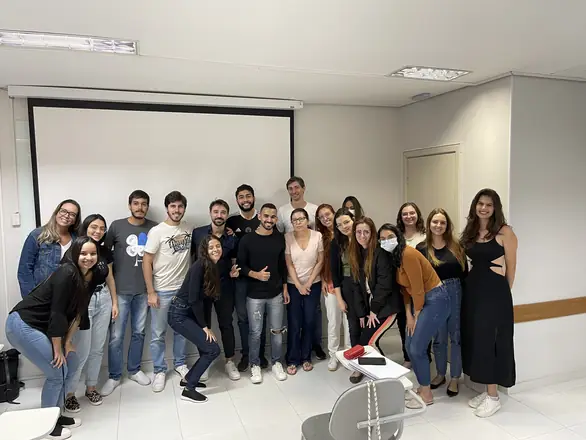 Turma da especialização em Endodontia da EndoBrasília, 2022